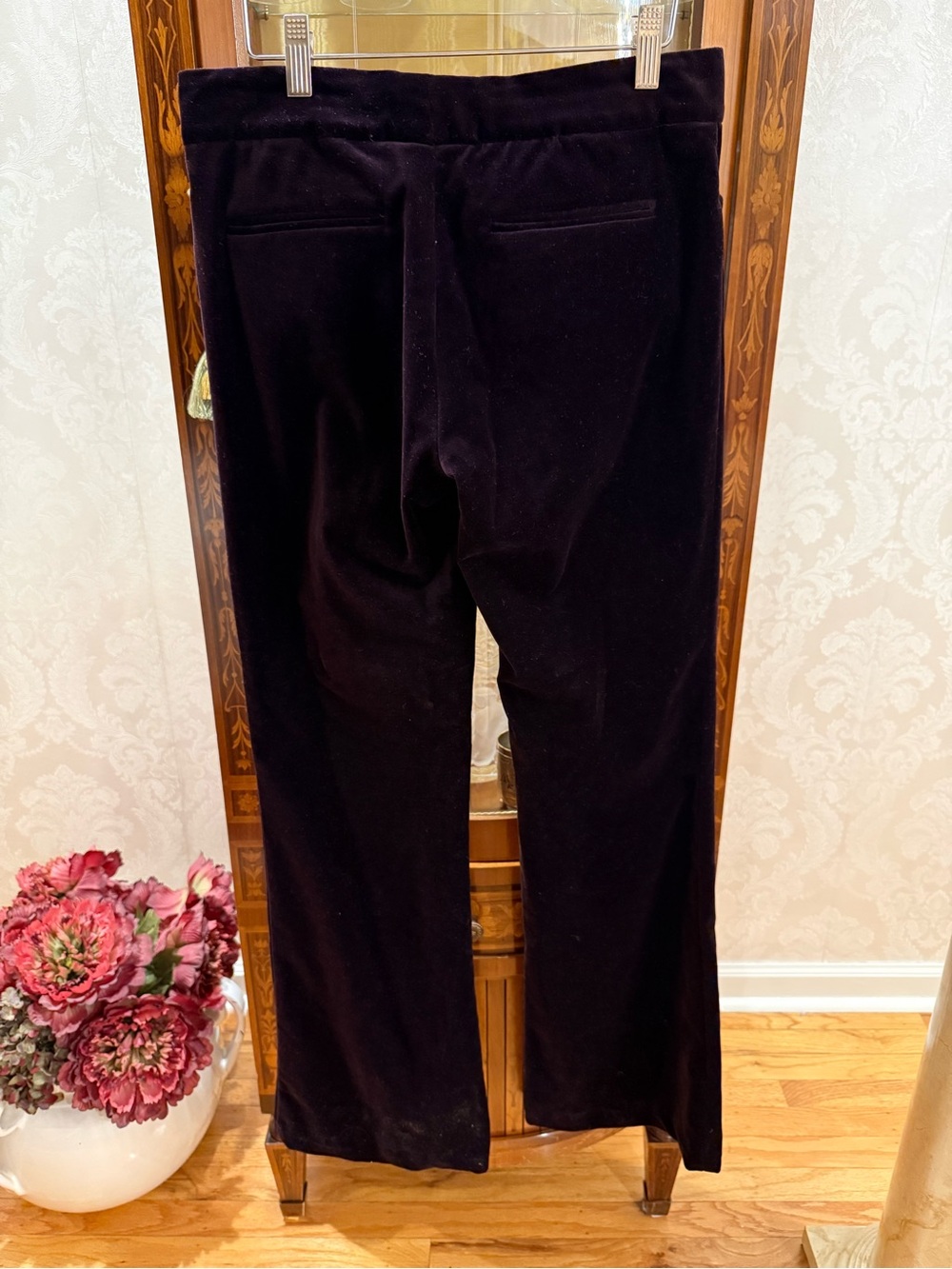 Theory Chocolate Brown Velvet Womens  Pants Flair bottoms - Classic Comfort - Picture 3 of 14